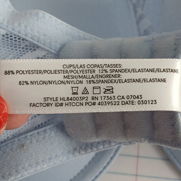 WOMENS HALSTON LIGHT BLUE UNDERWIRE BRA SIZE 36C, LIKE NEW CONDITION - Picture 4 of 11
